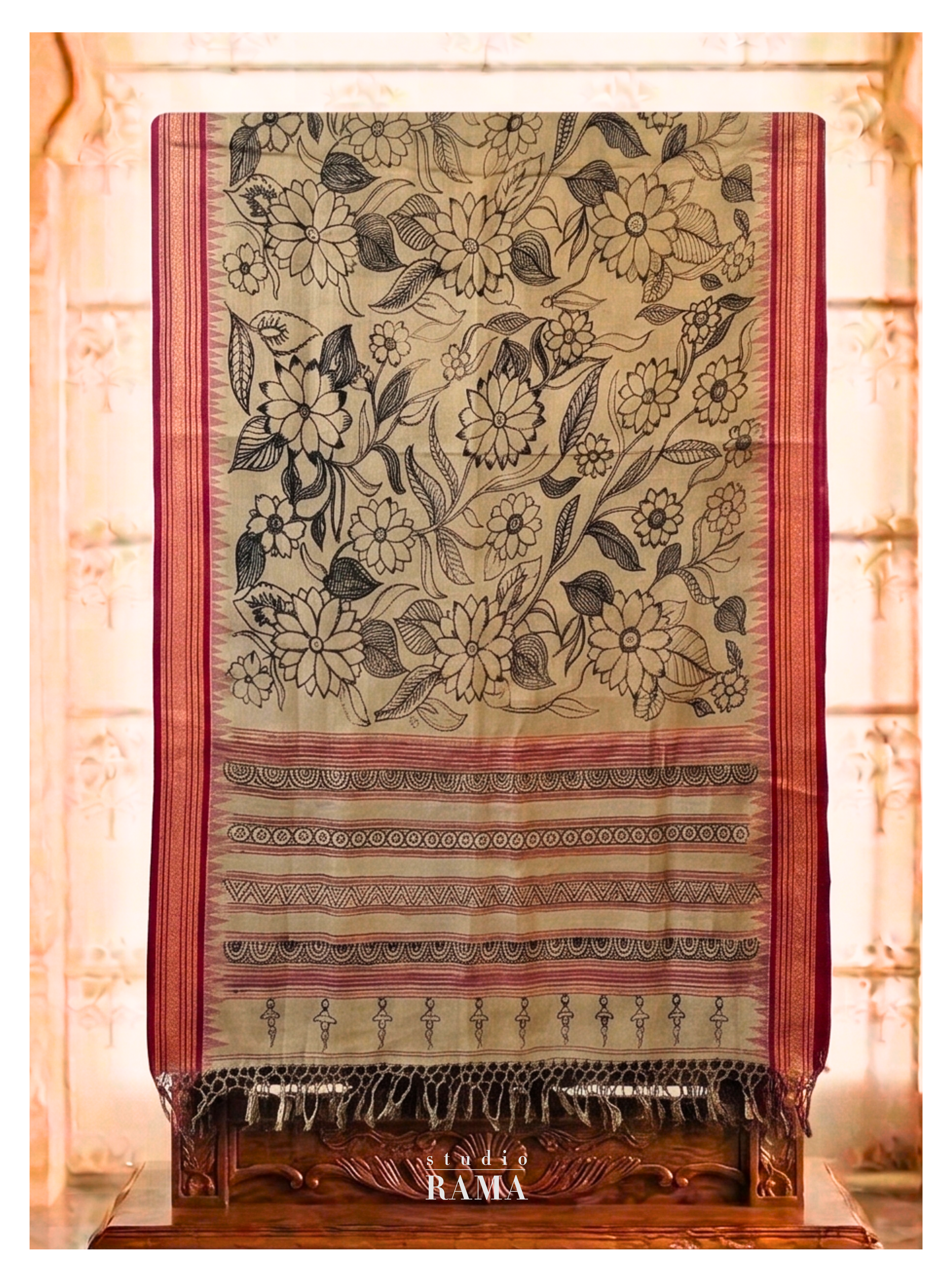 Vidarbha Tussar Silk Saree – Natural Beige with Floral Kalamkari-Inspired Motifs