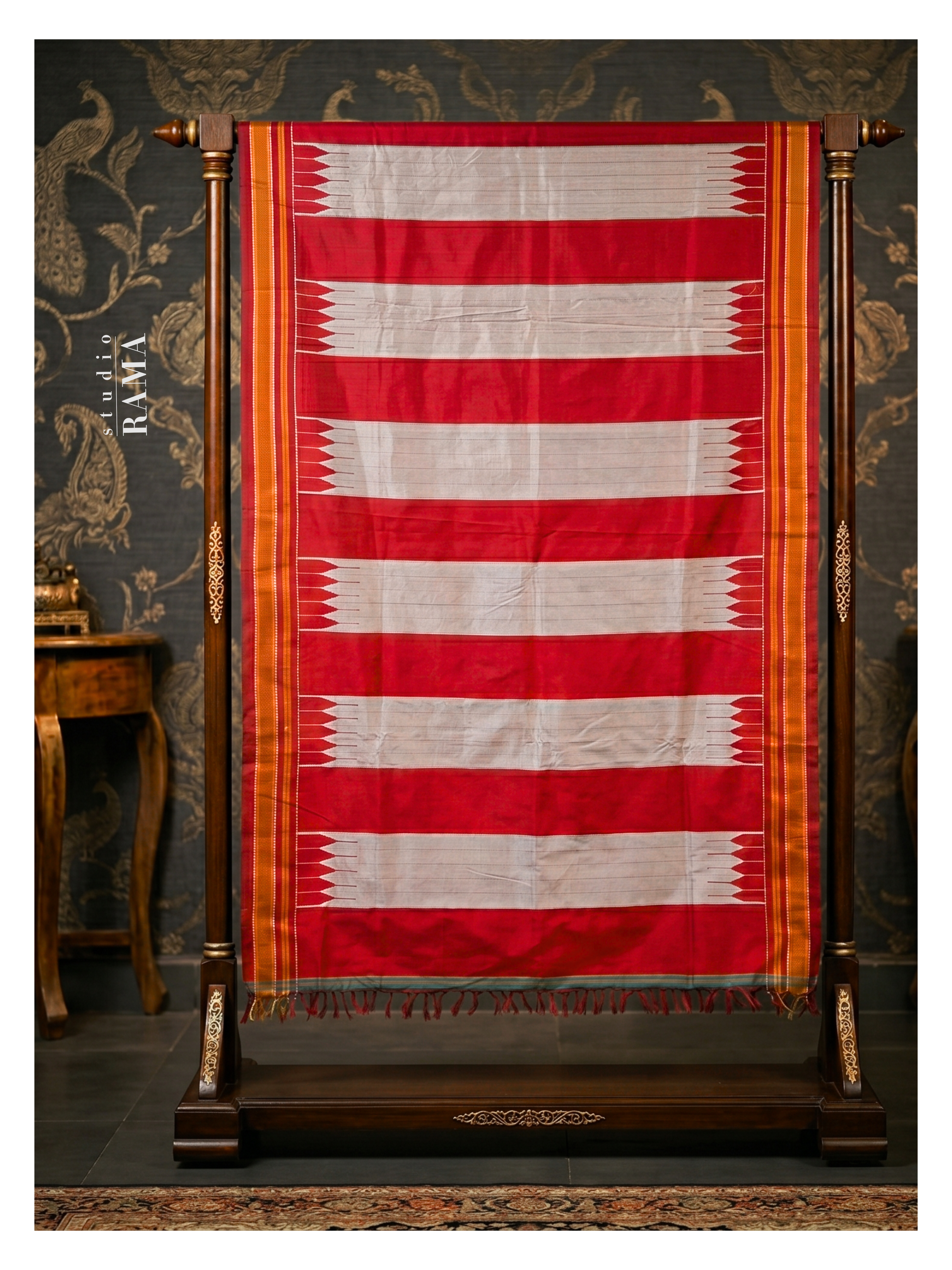 Ilkal Silk Saree – Crimson Red & Ivory Heritage Stripes