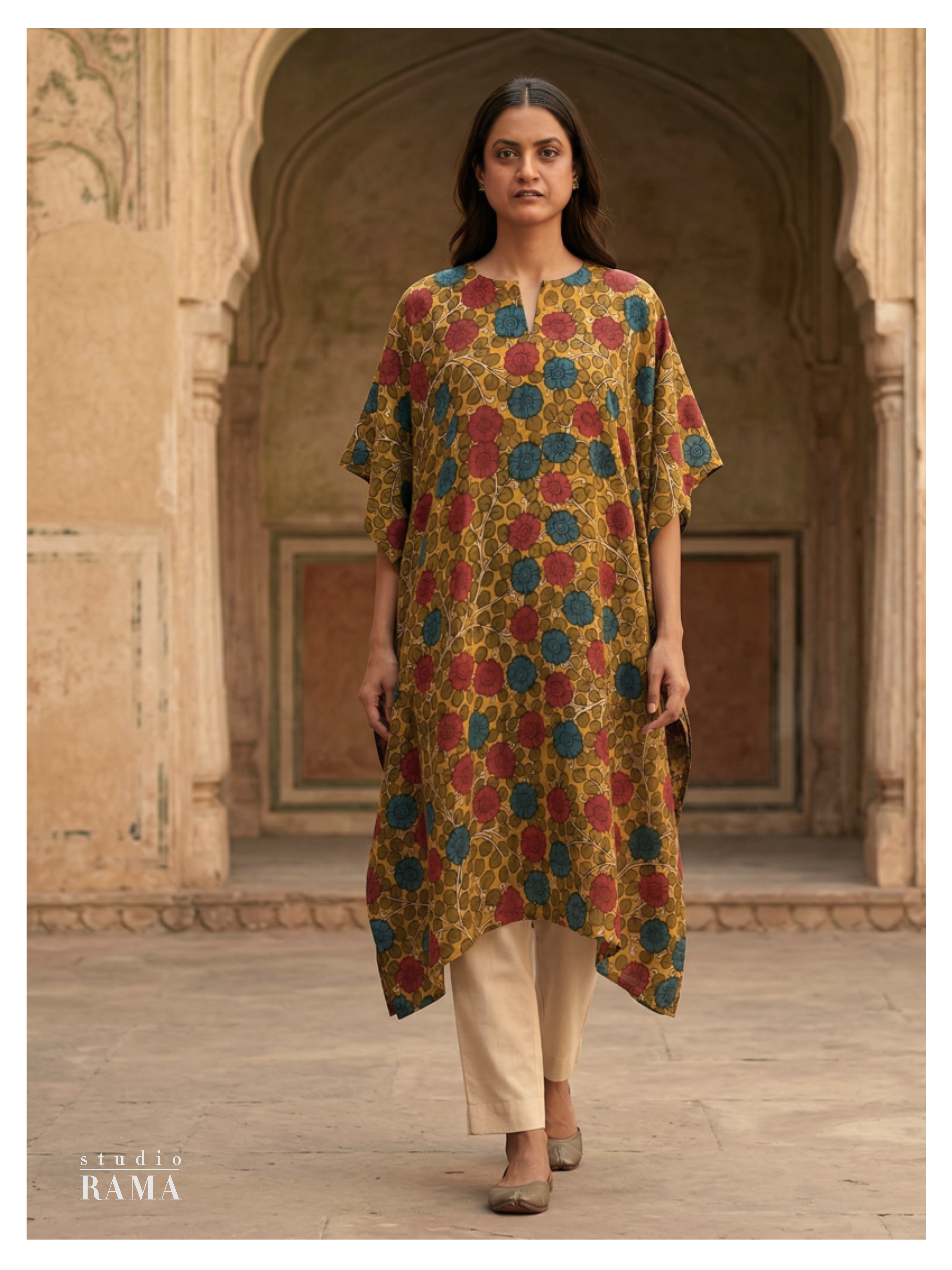 Gul Vana Silk Cotton Kaftan – Free Size